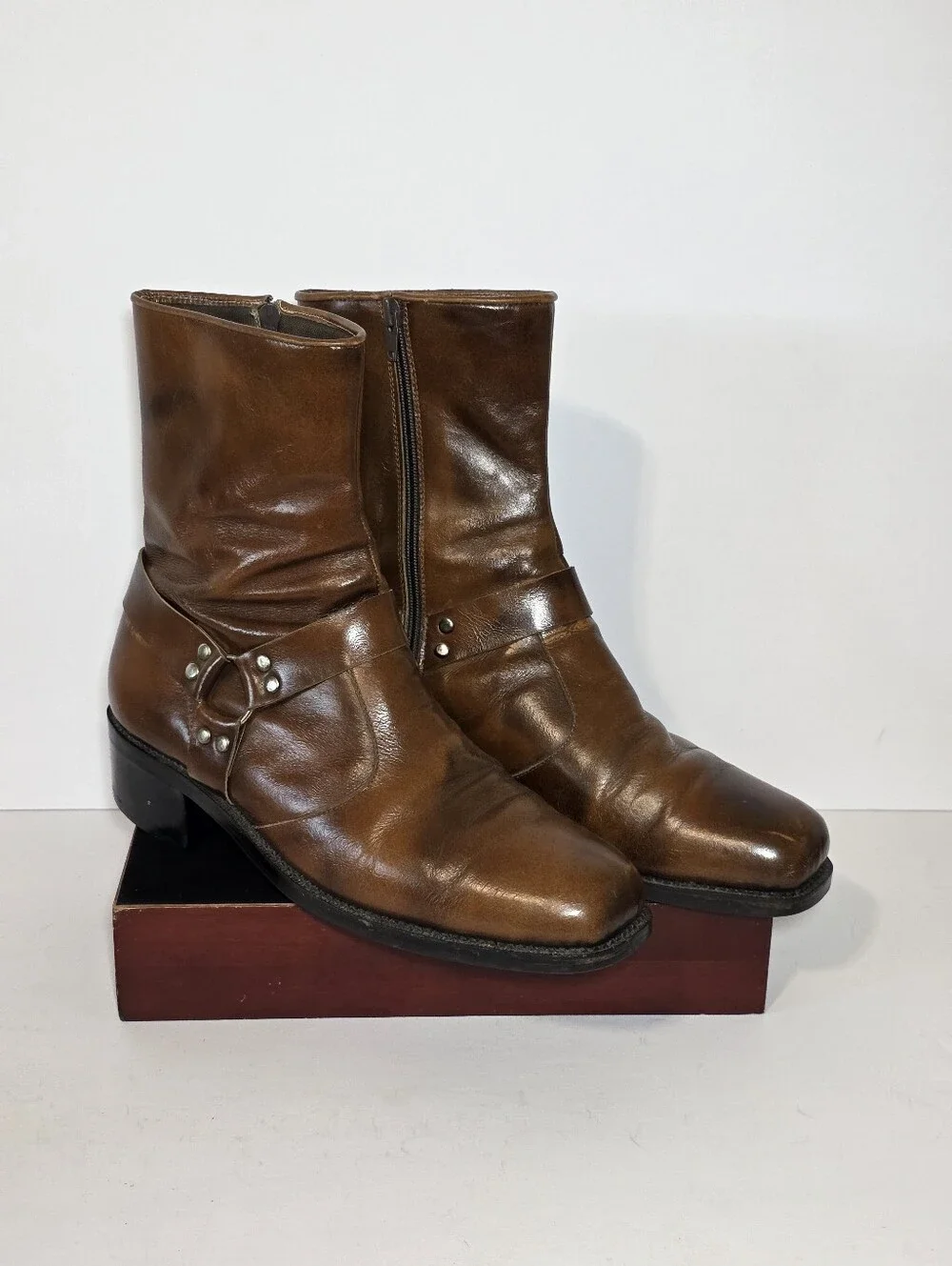 Vintage 70s Mens UN Shoes Brown Leather Zip Harness Boots Square Toe Size 8-8.5